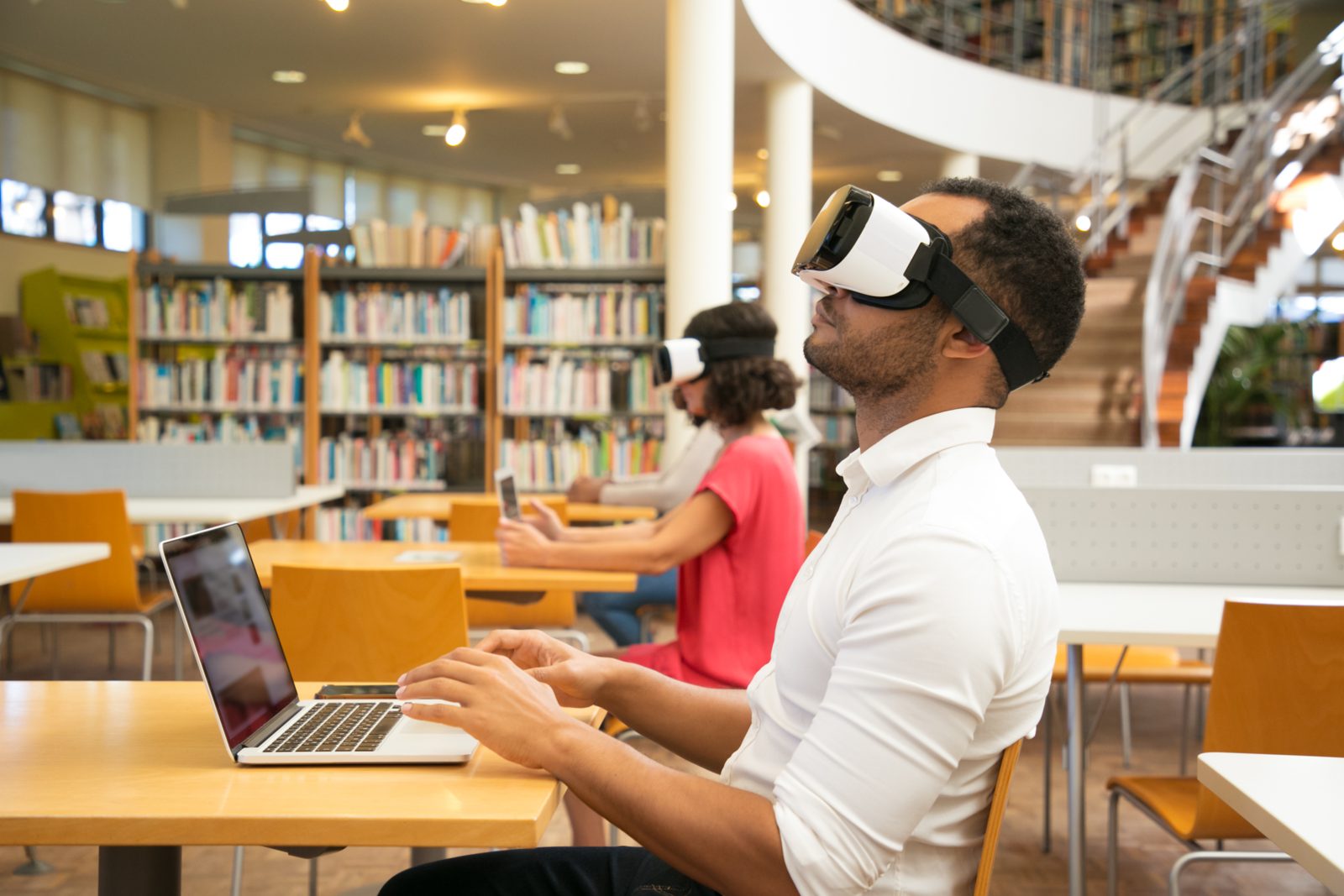 Student training with a VR simulator